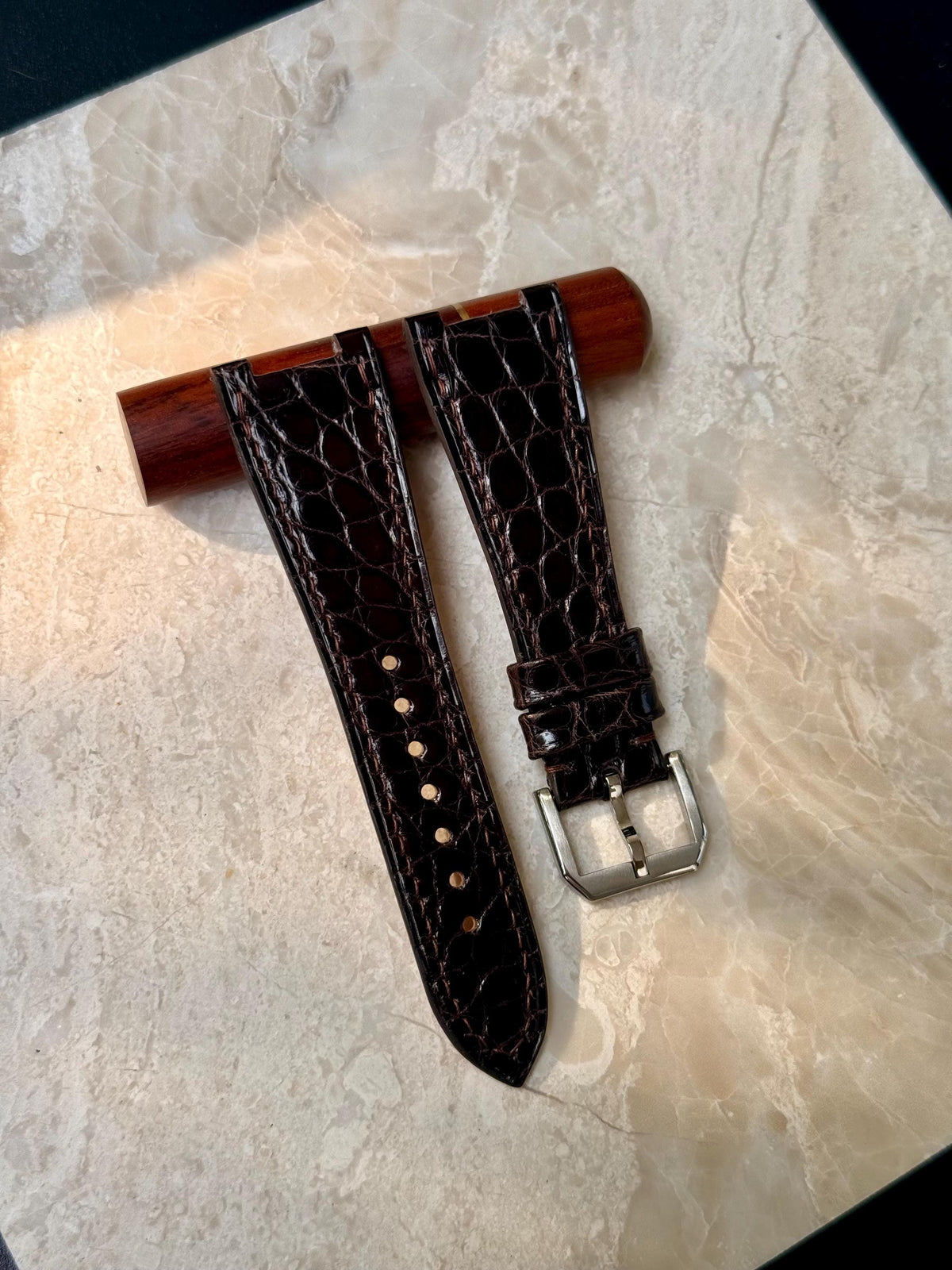 Shiny alligator leather strap for Citizen Zenshin – handmade by Atelier Taha